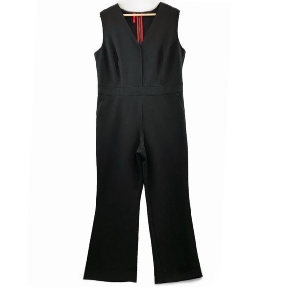 👠🍑 SPANX Perfect Jumpsuit | Black V-Neck Flare Wide-Leg Sculpting 1-Piece Sz SP - Picture 1 of 10